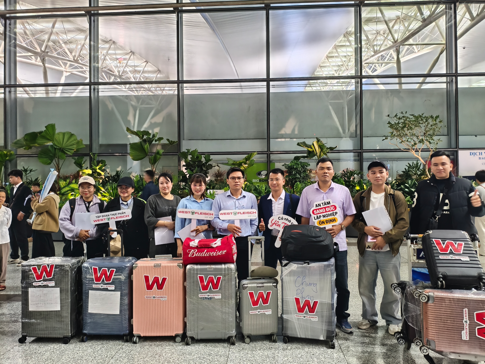 Đoàn lao động Westfleisch xuất cảnh sang Đức ngày 25/03/2026